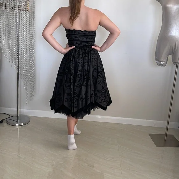 NWT! Betsy Johnson black dress size 8 fits S or size 6